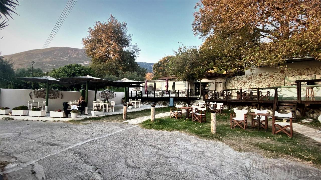 Steinturm Mit Dach-Terrasse Zwischen Fluss, Meer Und Gebirge- Spiti Pirgos Paralia Sergoulas Exterior foto
