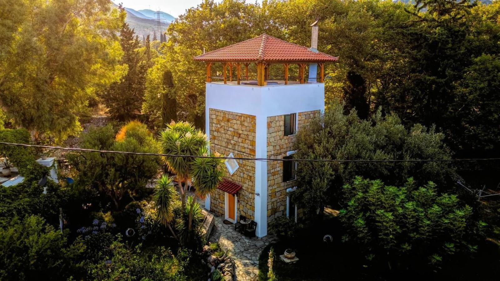 Steinturm Mit Dach-Terrasse Zwischen Fluss, Meer Und Gebirge- Spiti Pirgos Paralia Sergoulas Exterior foto